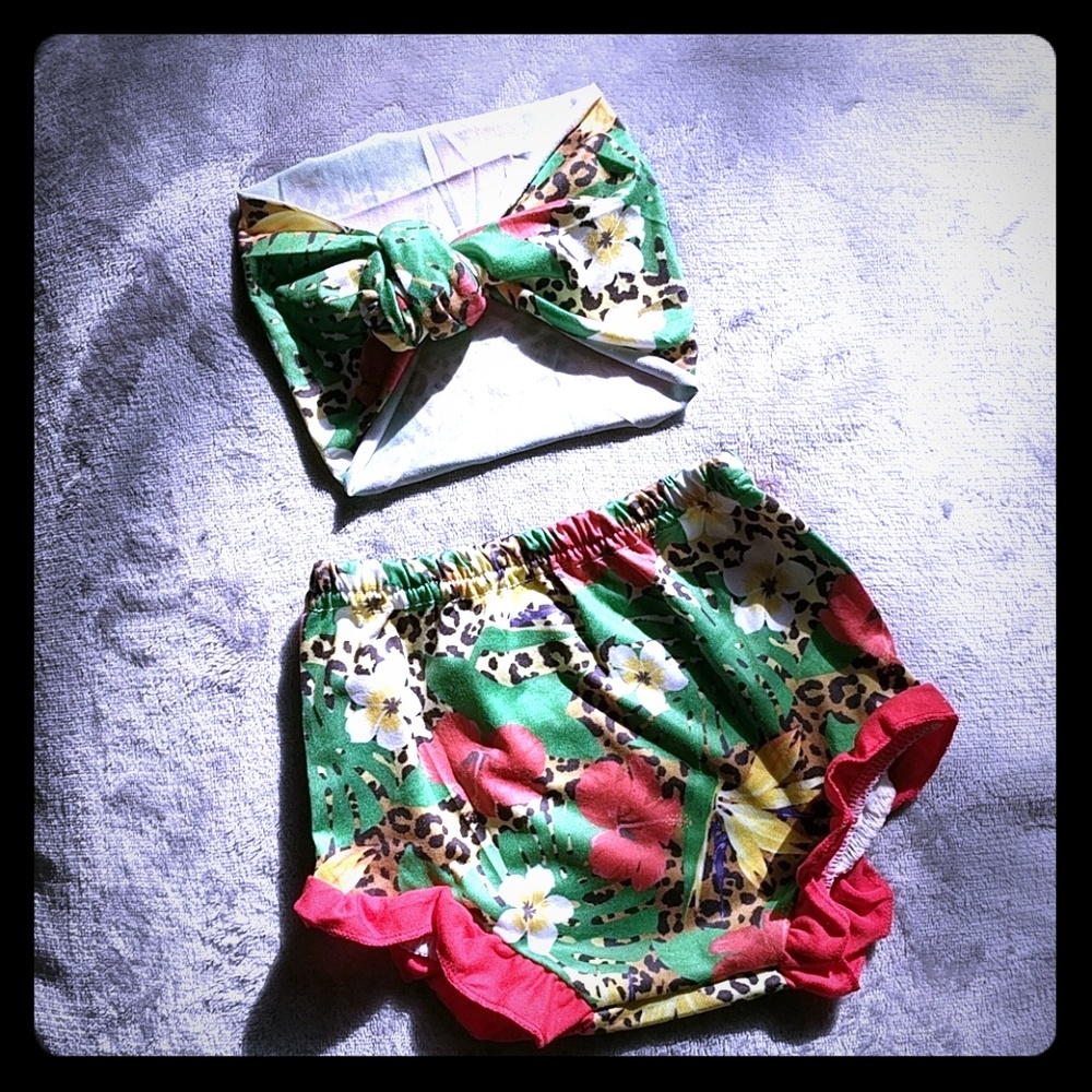 Baby Bloomer with Matching Headband